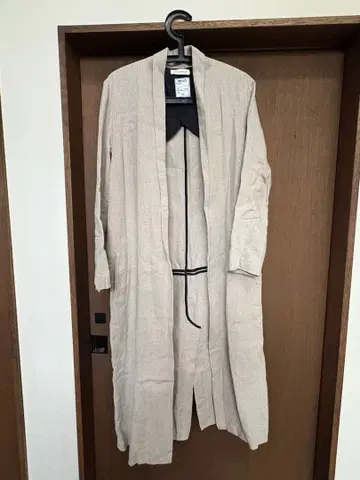 madison blue 새상품급 린넨 혼합 베이지 롱 코트