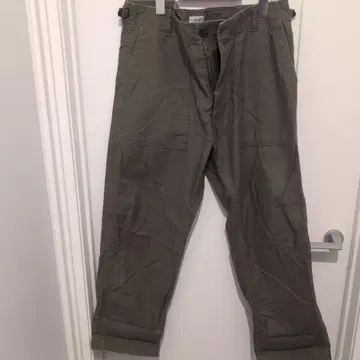 오디너리 피츠 카키 팬츠