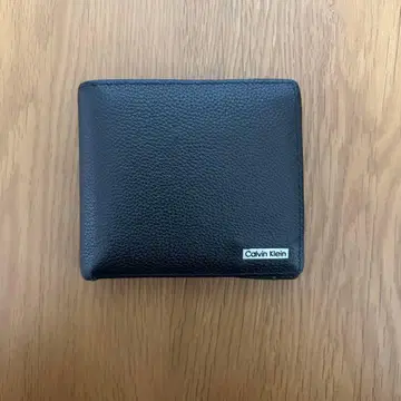 Calvin Klein 블랙 접이식 지갑