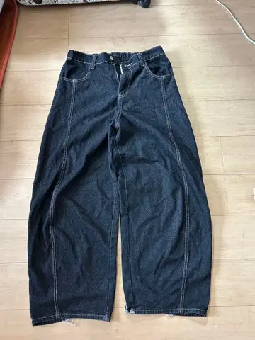 요로 레트로 스티치 배럴 레그 데님 KM1098