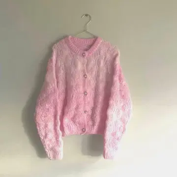 [ 새상품급 ] 모헤어 니트 가디건 핑크 그라데이션 펄 버튼 복슬복슬