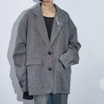 THE YOn 턱 슬리브 트위드 테일러드 자켓 블랙