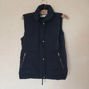 PLST 네이비 슬리브리스 다운 베스트