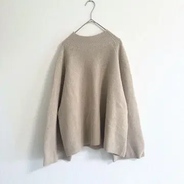 23구 24년제 빅 사이즈 [세탁 가능] 라메 울 하이넥 니트 캐시미어