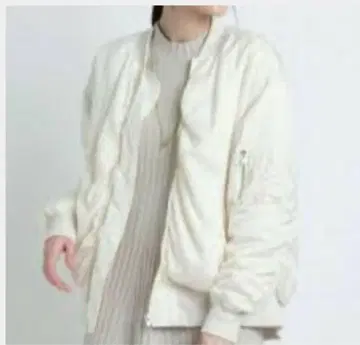 CADUNE 화이트 블루종