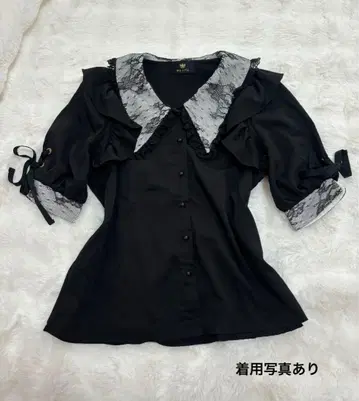 ROJITA 블랙 BIG 레이스 카라 소매 리본 블라우스