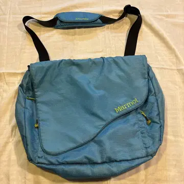 마모트 숄더백 스카이블루