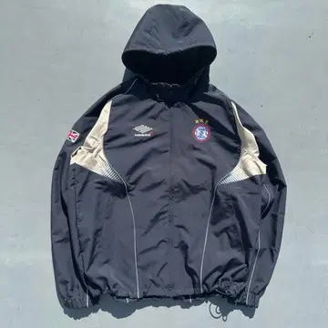 9090 umbro 그라데이션 나일론 후디드 재킷