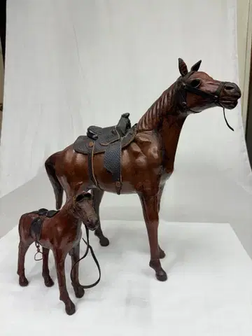 오브제 말 입상 가죽 인테리어 앤티크 레트로 서러브레드 모형