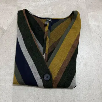 ZARA trfcollection 상의 사이즈 XS