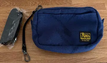 VANNUYS x ANA 시트 패브릭 트래블 파우치 숄더 벨트 포함