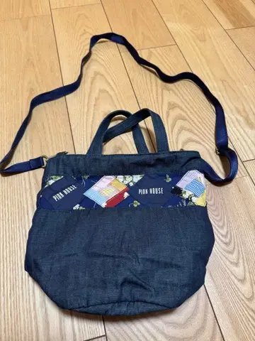 핑크하우스 패치워크 양동이형 숄더백