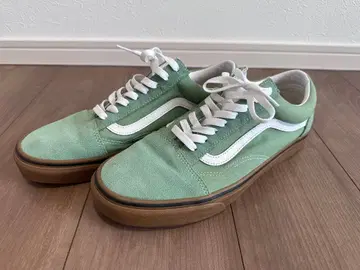 민트 그린 스웨이드 스니커즈