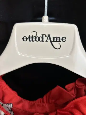 ottod'Ame 빨간색 꽃무늬 긴팔 셔츠