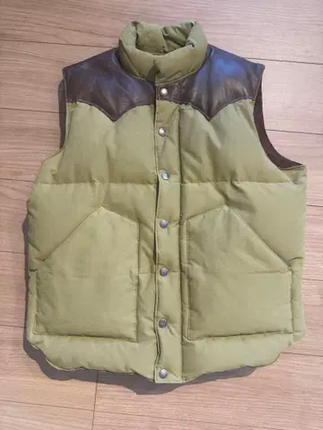 슈가케인 다운 베스트 L 사이즈