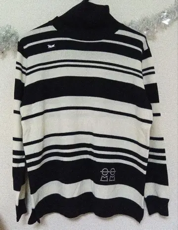 [ 가격 인하 중 ] STUDIO PICONE ROMA 보더 상의