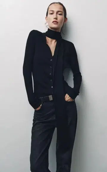 댓글로 100엔 할인 새상품 ZARA 리브 니트 & 스카프 자켓