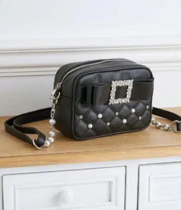 노에미 숄더백 블랙