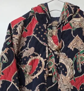 스카프 패턴 퀼팅 점퍼 후드 부착 빈티지