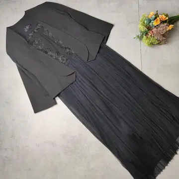 컨디션 최상 코무사 노카라 자켓 원피스 수트 오파크 클립