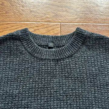 무인 다크 그레이 L 사이즈 스웨터