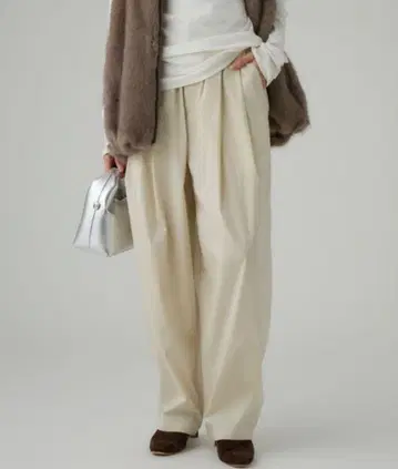 바빌론 코튼 나일론 턱 팬츠 아이보리 와이드 팬츠 릴렉스 핏