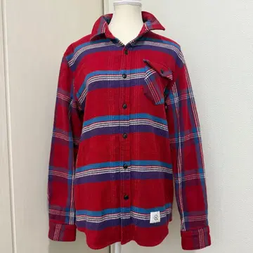 뱅퀴시 빨간색과 파랑 체크 무늬 플란넬 셔츠 L size