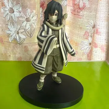 귀멸의 칼날 이쿠로 오바나이 피규어