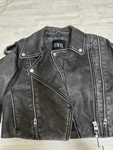 ZARA 블랙 라이더 자켓 S 사이즈