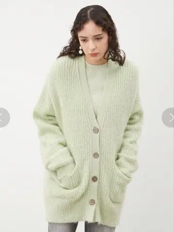 [ 미사용 ] Mila Owen 쉘 버튼 모헤어 샤기 가디건