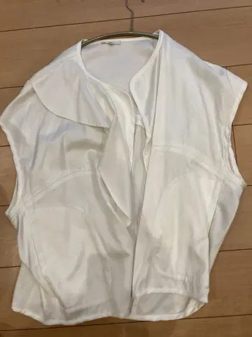 yori 프릴 달린 베스트 36