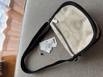 2회 사용 새상품급 마리메꼬 일본 한정판 Unikko 숄더백