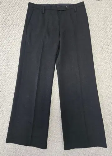 BACCA 스트레이트 팬츠 블랙