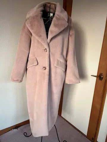 riend 인조 모피 체스터 코트 핑크