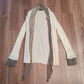 ann max 긴팔 가디건 아이보리 브라운