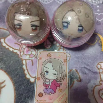 중국, 프랑스 카푸코 프렌즈 가챠가챠 2체 세트 프랑스 카드 포함