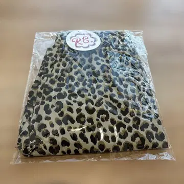 [ 최종 가격 인하 ] 나카 리이사 RE. 애니멀 롱 레깅스