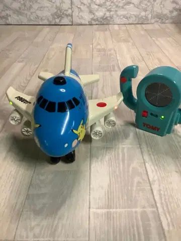 TOMY 토미카 ANA 포켓몬 제트 '99 무선 조종