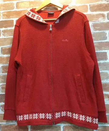 ellesse 빨간색 리브 자켓 눈꽃 후드 부착
