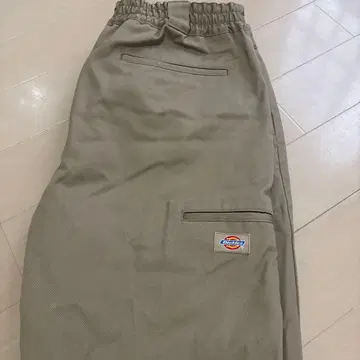 디키즈 콜라보 사이러스 베이지 치노 팬츠 허리밴딩