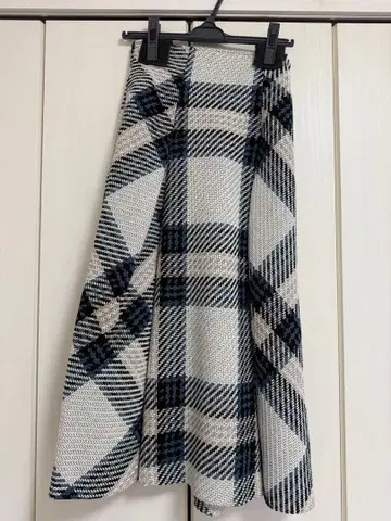 SNIDEL 스나이델 로빙 체크 롱 스커트