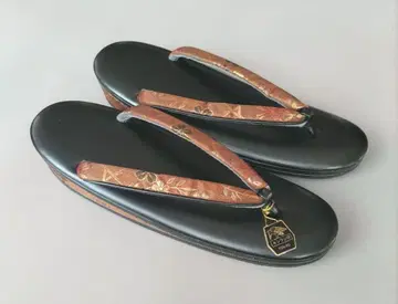 [ 새상품 미사용 ] 조리 약 23.5cm 킨와시 상표 여성용 택 포함