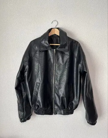 me +em select 백리본 자수 가죽 블루종