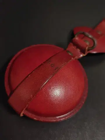 sot (소트)의 가죽 코인 케이스