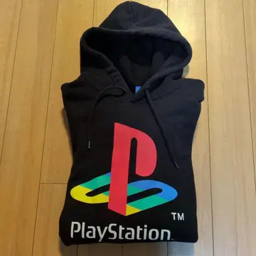 H&M x PlayStation 로고 후드티 블랙
