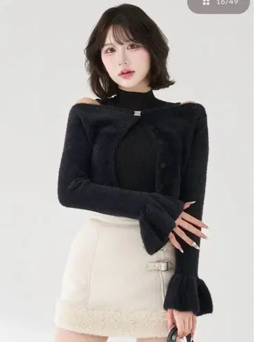 다리치 앙상블 샤기 니트탑 BK