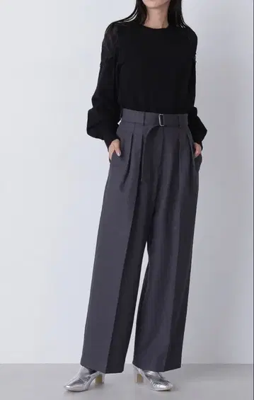 내추럴 뷰티 베이직 벨티드 턱 와이드 팬츠