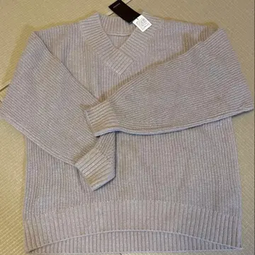 라벤더 V넥 스웨터 사이즈 F