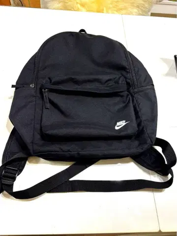 Nike 블랙 럭색/백팩