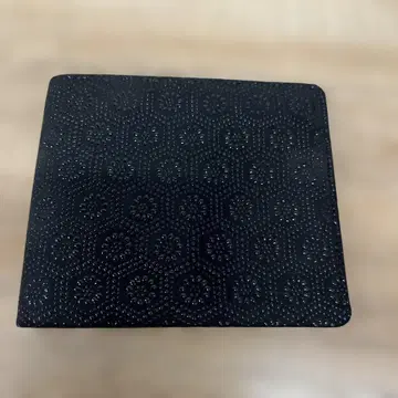 INDEN YA 인덴야 거북이 등껍질 무늬 블랙 이단 접이식 지갑